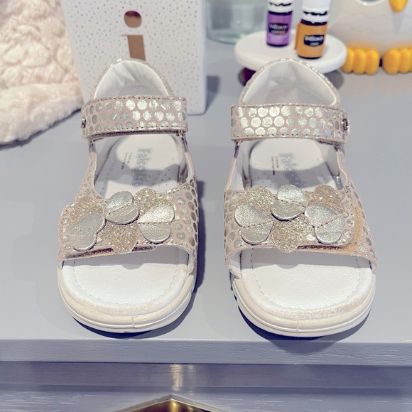 Toddler Girl Sandals - Picture 2 of 4